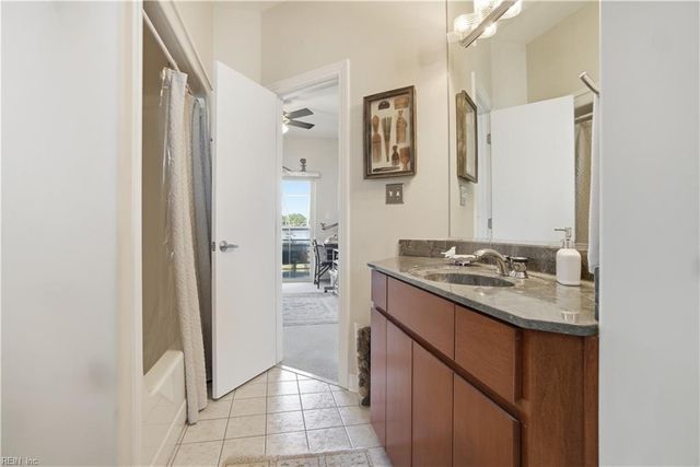 22 Channel LN, Hampton, VA 23664