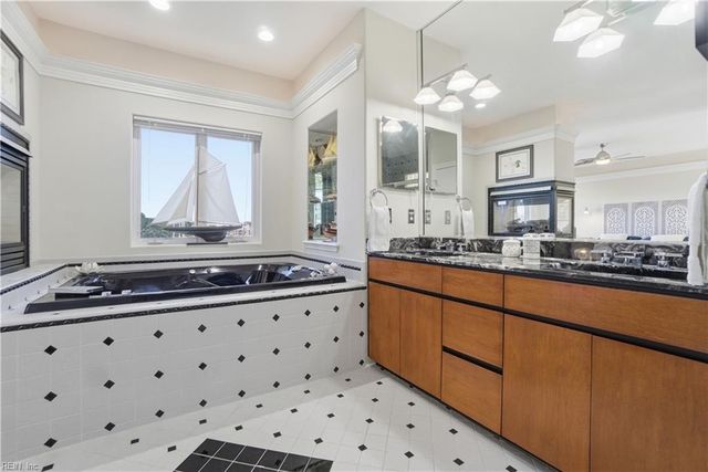 22 Channel LN, Hampton, VA 23664