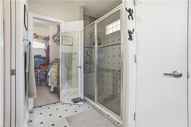 22 Channel LN, Hampton, VA 23664