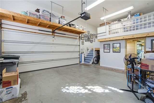 22 Channel LN, Hampton, VA 23664