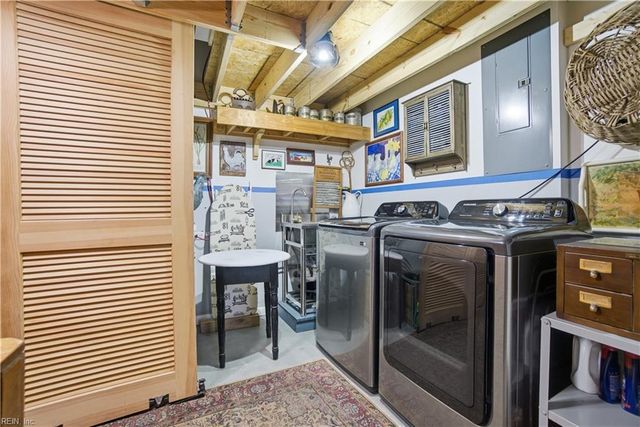 22 Channel LN, Hampton, VA 23664