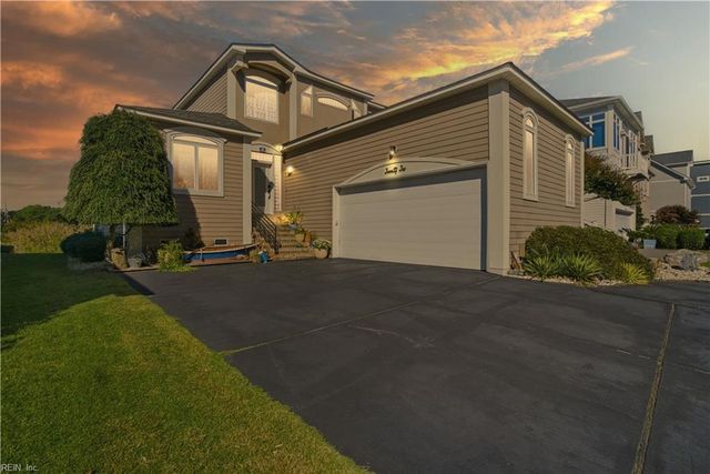 22 Channel LN, Hampton, VA 23664