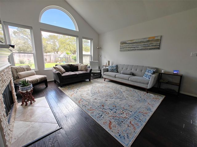 5902 Mettler Lane, Richmond, TX 77469