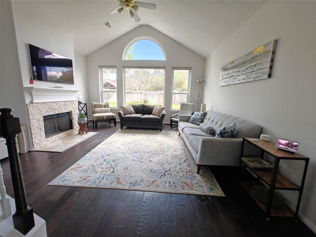 5902 Mettler Lane, Richmond, TX 77469