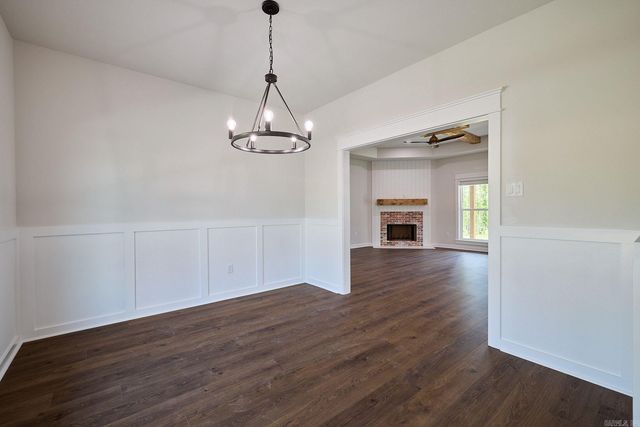 10581 W Miller Sardis Road, Bauxite, AR 72011