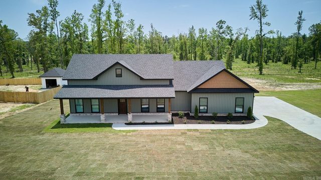 10581 W Miller Sardis Road, Bauxite, AR 72011