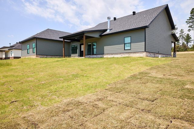 10581 W Miller Sardis Road, Bauxite, AR 72011
