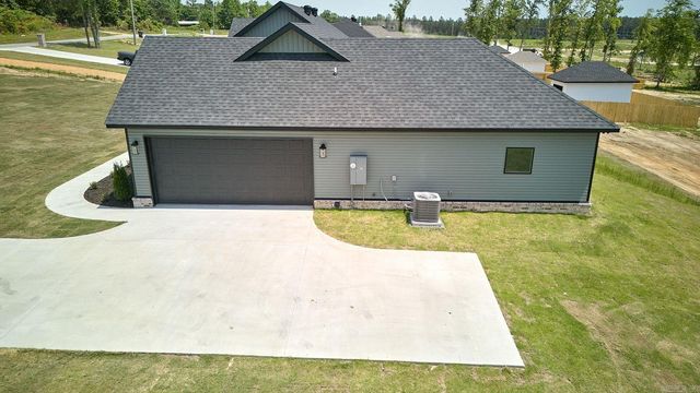10581 W Miller Sardis Road, Bauxite, AR 72011
