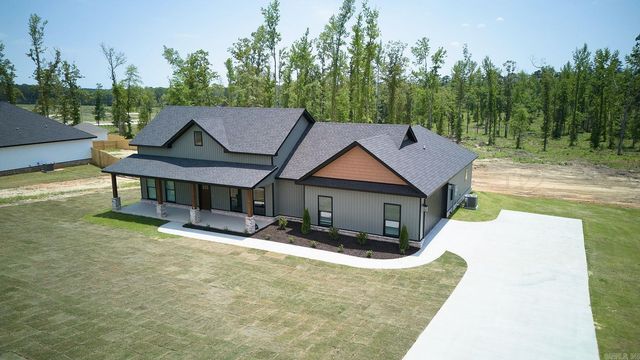10581 W Miller Sardis Road, Bauxite, AR 72011