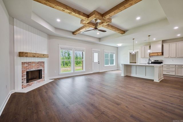 10581 W Miller Sardis Road, Bauxite, AR 72011
