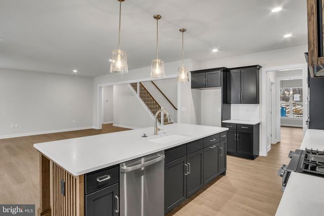 309 DEERFIELD LN, Carlisle, PA 17015