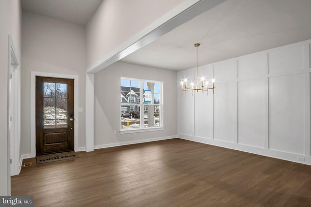 309 DEERFIELD LN, Carlisle, PA 17015