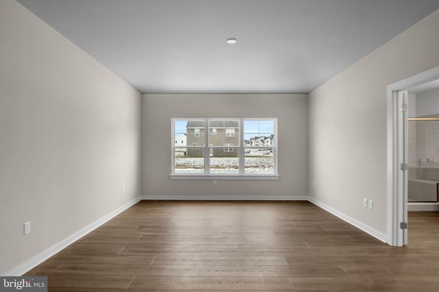 309 DEERFIELD LN, Carlisle, PA 17015