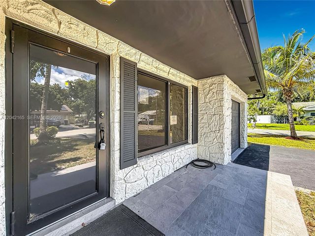 3392 NW 63rd St, Fort Lauderdale, FL 33309