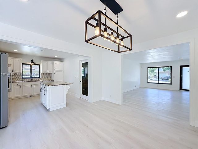 3392 NW 63rd St, Fort Lauderdale, FL 33309