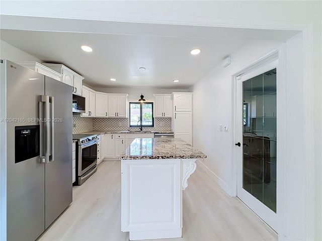 3392 NW 63rd St, Fort Lauderdale, FL 33309