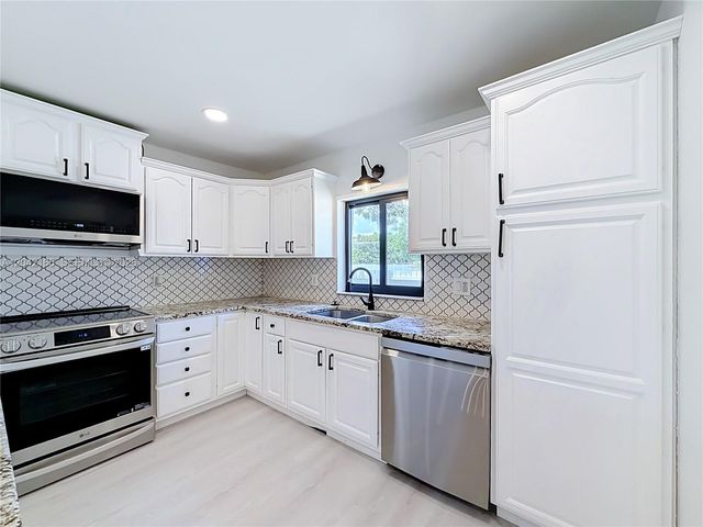 3392 NW 63rd St, Fort Lauderdale, FL 33309