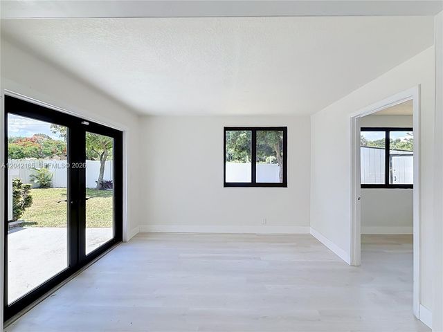 3392 NW 63rd St, Fort Lauderdale, FL 33309
