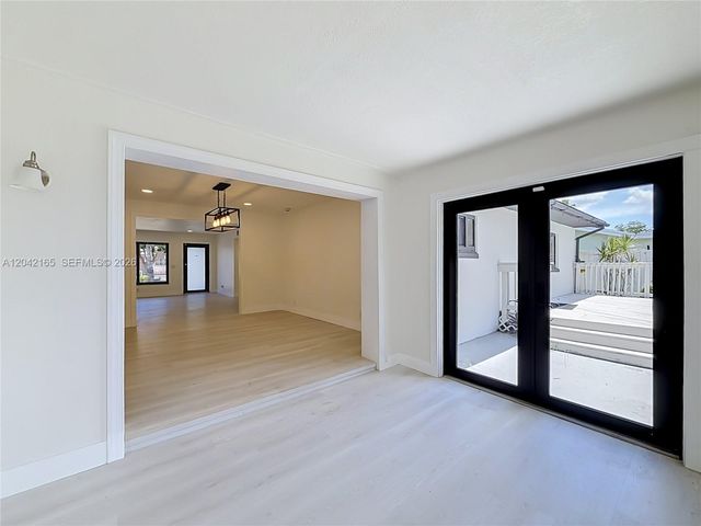 3392 NW 63rd St, Fort Lauderdale, FL 33309
