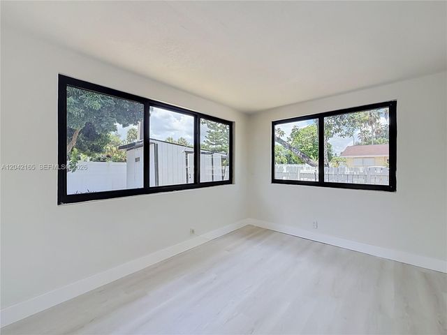 3392 NW 63rd St, Fort Lauderdale, FL 33309