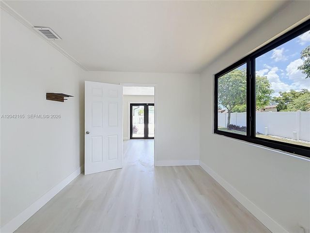 3392 NW 63rd St, Fort Lauderdale, FL 33309
