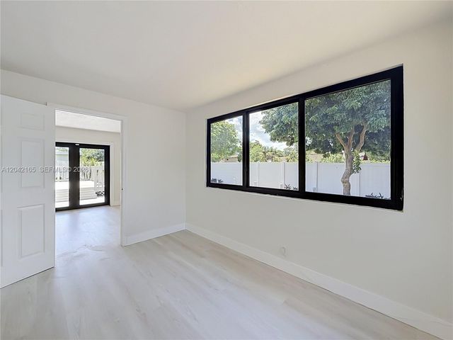3392 NW 63rd St, Fort Lauderdale, FL 33309
