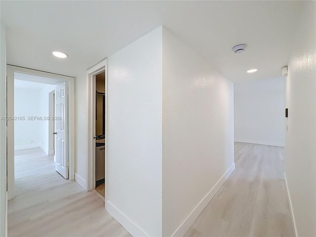 3392 NW 63rd St, Fort Lauderdale, FL 33309