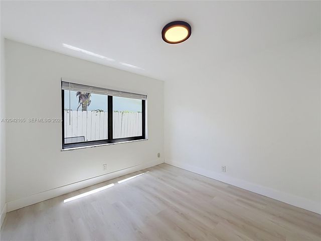 3392 NW 63rd St, Fort Lauderdale, FL 33309