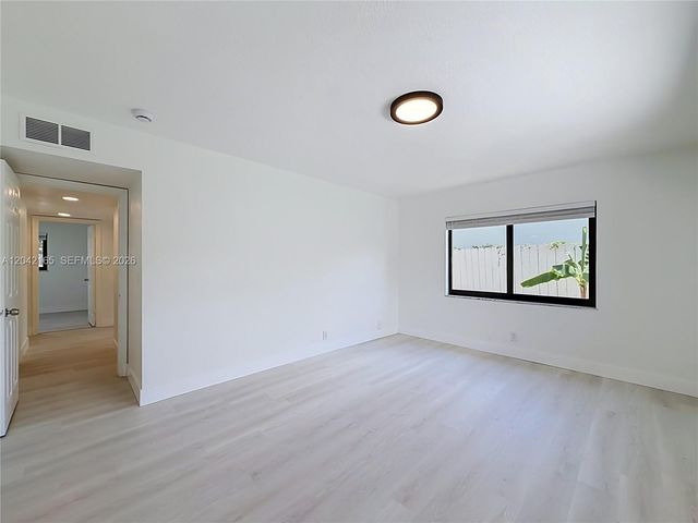 3392 NW 63rd St, Fort Lauderdale, FL 33309