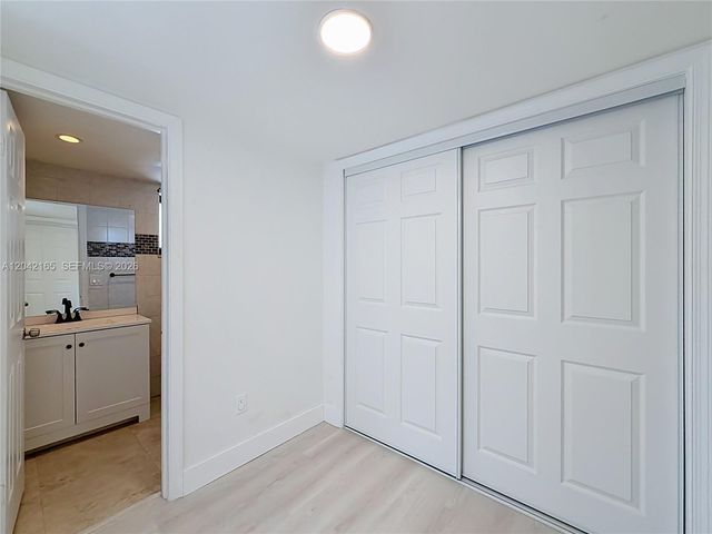 3392 NW 63rd St, Fort Lauderdale, FL 33309