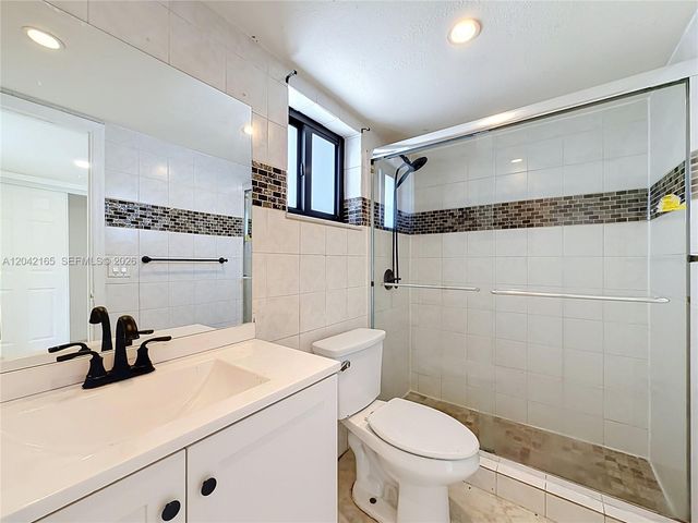 3392 NW 63rd St, Fort Lauderdale, FL 33309