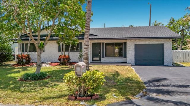 3392 NW 63rd St, Fort Lauderdale, FL 33309
