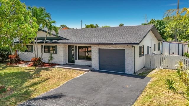 3392 NW 63rd St, Fort Lauderdale, FL 33309