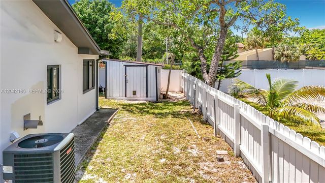 3392 NW 63rd St, Fort Lauderdale, FL 33309