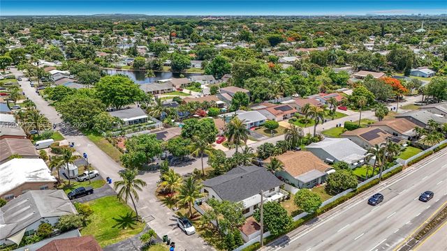 3392 NW 63rd St, Fort Lauderdale, FL 33309