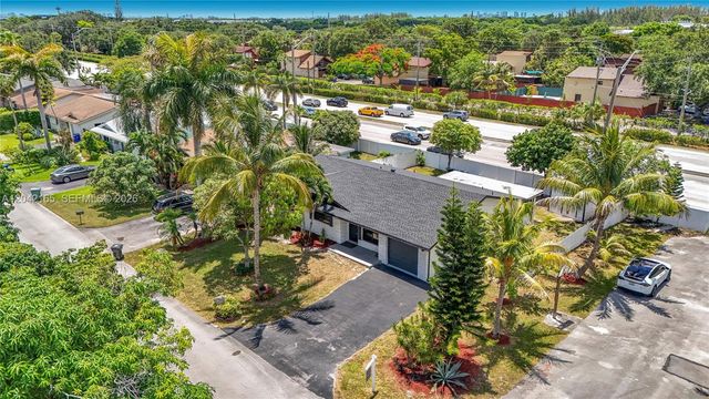 3392 NW 63rd St, Fort Lauderdale, FL 33309