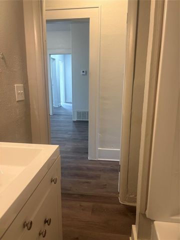 1726 NW 38th Street, Oklahoma City, OK 73118