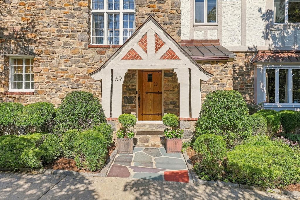 69 Rye Road, Rye, NY 10580 — photo 2