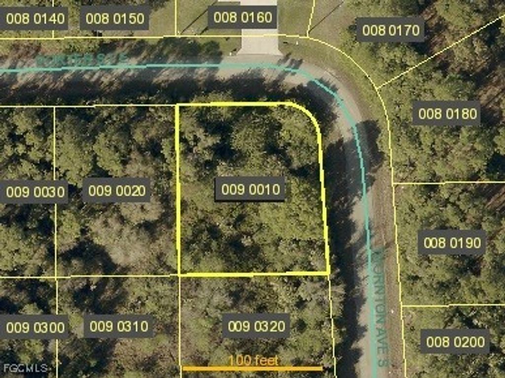 880 Porter ST E, Lehigh Acres, FL 33974
