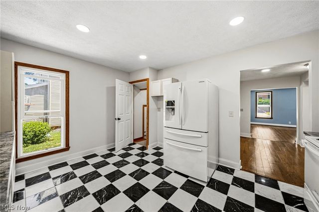 160 W Jackson Street, Painesville, OH 44077