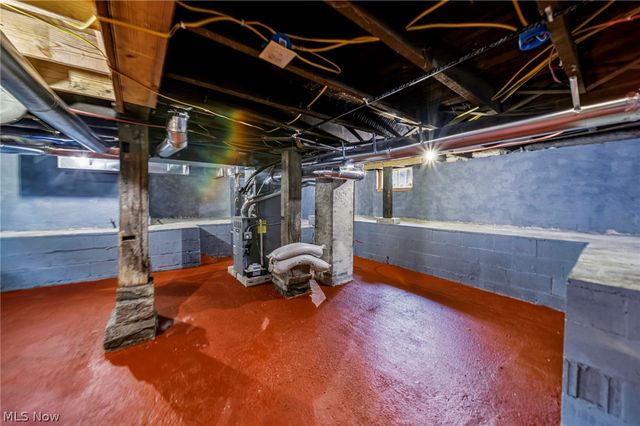 160 W Jackson Street, Painesville, OH 44077