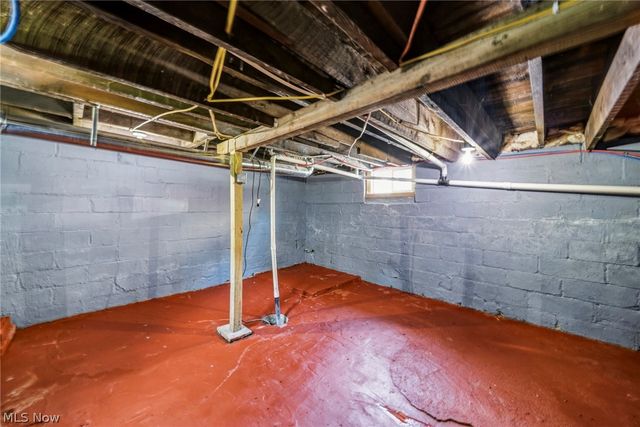 160 W Jackson Street, Painesville, OH 44077