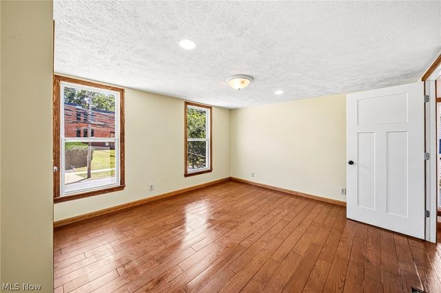 160 W Jackson Street, Painesville, OH 44077