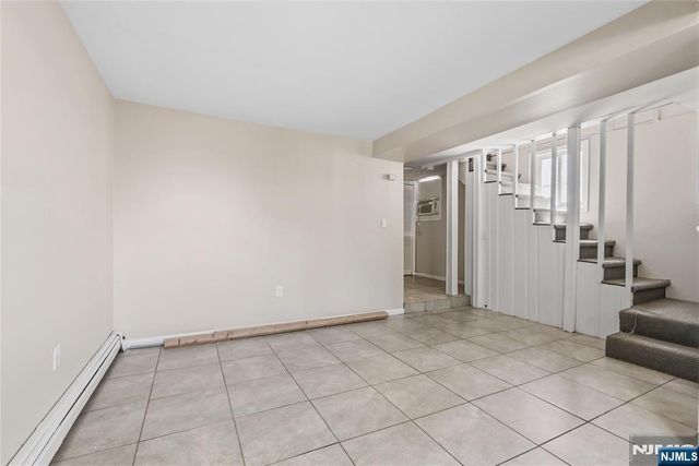 774 8th Street, Secaucus, NJ 07094