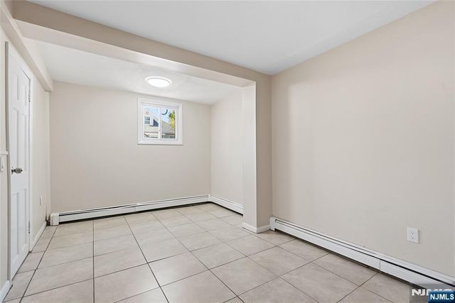 774 8th Street, Secaucus, NJ 07094