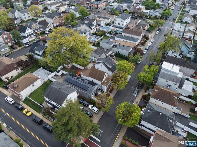 774 8th Street, Secaucus, NJ 07094