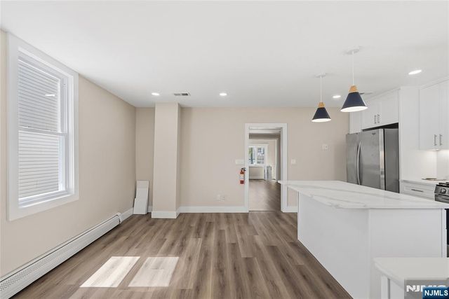 774 8th Street, Secaucus, NJ 07094