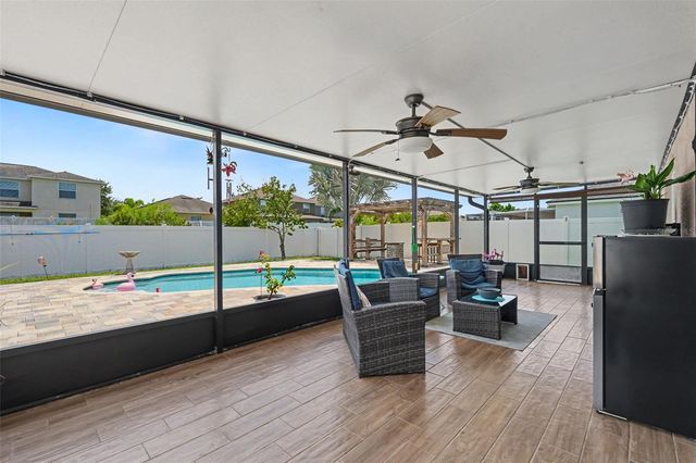 11531 MISTY ISLE LANE, Riverview, FL 33579