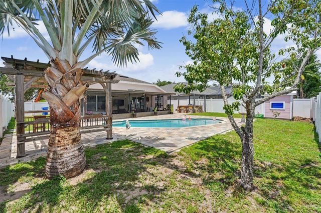 11531 MISTY ISLE LANE, Riverview, FL 33579