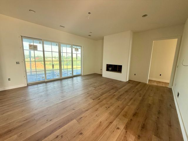 2006 West Court, Richmond, KY 40475